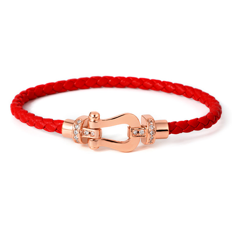 The Magnetic Horseshoe Bracelet